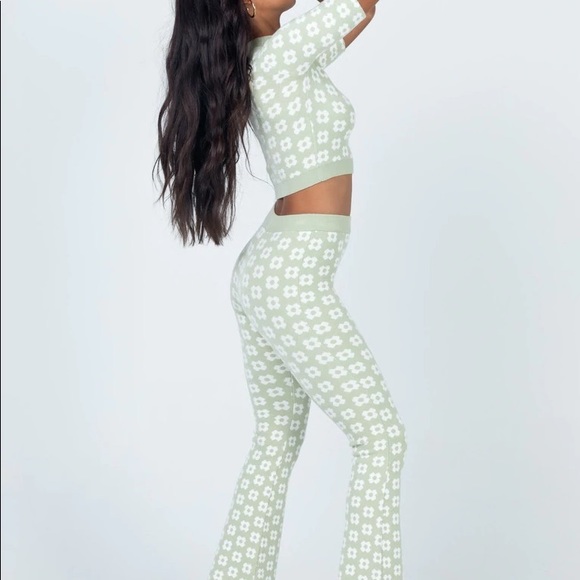 Adora set 💞 - Picture 3 of 4